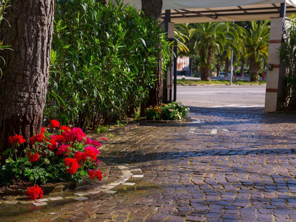 Hotel Sporting San Benedetto del Tronto Zewnętrze zdjęcie